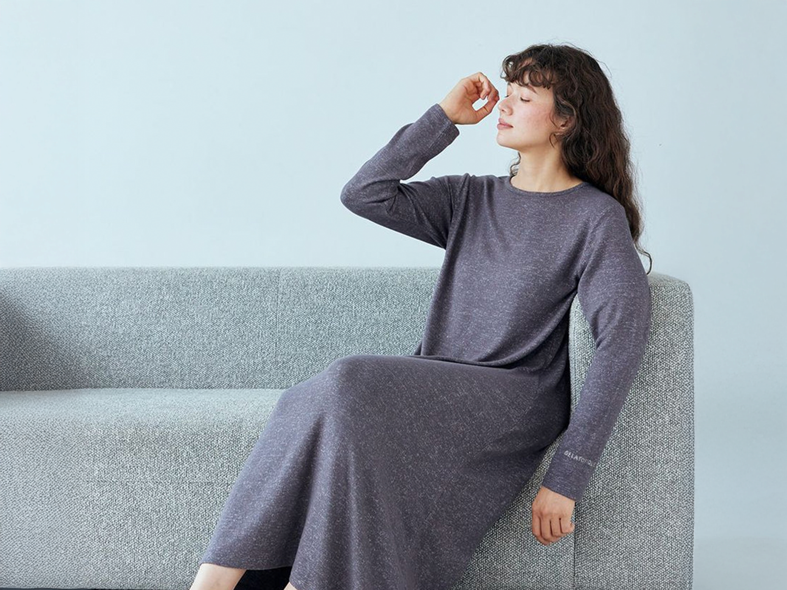 5 Effortless Lounge-Dress Outfits Perfect for Travel Days 5 Effortless Lounge-Dress Outfits Perfect for Travel Days