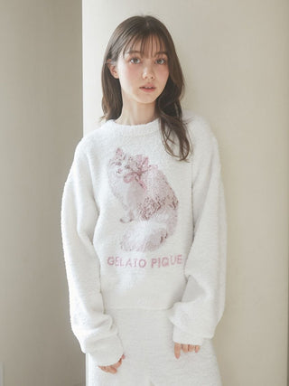 Woman wearing Baby Moco CAT JQD Pullover Sweater with soft fluffy texture, featuring a Siberian cat design and relaxed sleeves.