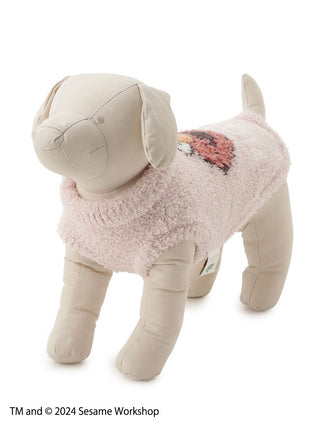 Elmo Jacquard Pullover on dog mannequin from Sesame Street CAT & DOG collection, soft pink with Elmo design.