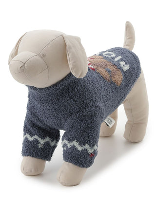 Plush dog mannequin wearing CAT&DOG Nordic pet clothes in blue with pattern, showcasing cozy pet fashion style.