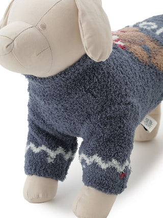Nordic pet clothes on plush dog mannequin showcasing soft, blue knit sweater with white patterns for cats and dogs.