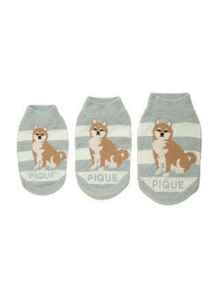 CAT&DOG Shiba Inu pet clothes in three sizes, featuring a cute Shiba Inu design with the word "PIQUE" on each garment.