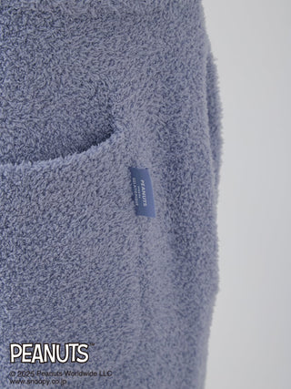Close-up of Olaf Jacquard Lounge Pants by PEANUTS, showcasing soft Babymoco fabric and side pocket.