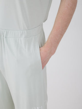 Men's COOL rayon lounge shorts in light fabric, showcasing pocket detail and relaxed fit.