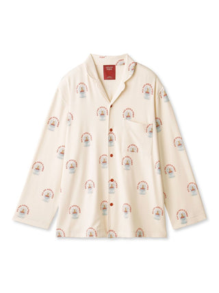 Snow Globe Bear Pattern long sleeve sleep shirt in cream, featuring whimsical teddy bear designs inside snow globes for cozy relaxation.