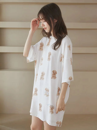 Alt Tag: Woman wearing Toy Poodle Motif Oversize Lounge T-shirt by Gelato Pique USA, premium loungewear with playful puppy pattern.