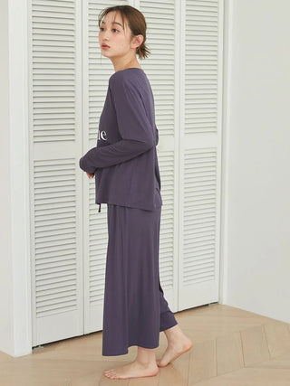 Cool-Touch Rayon Logo Cropped Pants