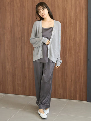 Cool-touch Satin Line Pants