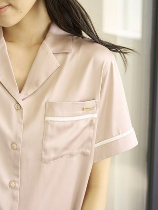 Cool-touch Satin Line Shirt