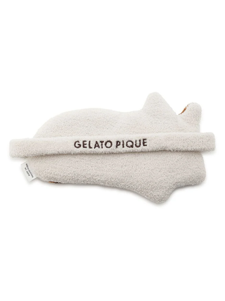 Gelato Pique Sleeping Dog eye mask with playful design and plush, velvety texture for enhanced comfort.
