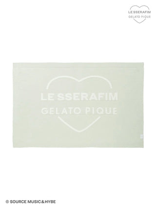 LE SSERAFIM Gelato Pique USA Smoothie Lap Blanket - Premium Loungewear and Sleepwear Pre-Order