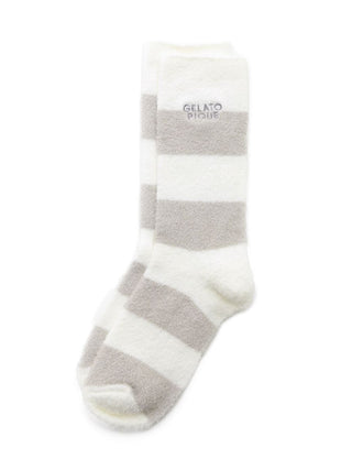 Ultra-soft Smoothie 2-Border Fuzzy Socks by Gelato Pique with two-tone design for cozy warmth and comfort.