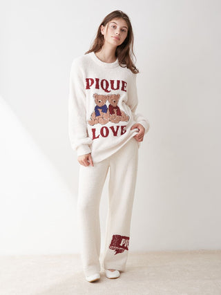 Twin Bear Jacquard Pullover in Off White, Women's Pullover Sweaters at Gelato Pique USA.