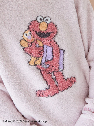 Elmo design on Baby Moco fabric pullover from Sesame Street Motif Jacquard Set, soft and fluffy for kids.