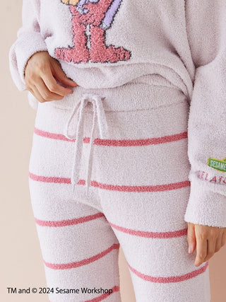 SESAME STREET motif jacquard pullover and long pants set in pink striped Baby Moco fabric, perfect for children.