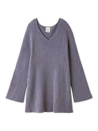 Classy Moco Long Sleeve Pullover in ultra-soft fabric, featuring a timeless silhouette, perfect for lounging or casual wear.