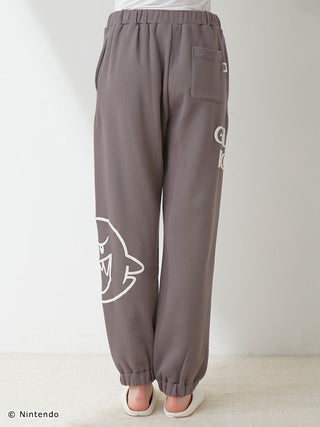 SUPER MARIO™️ unisex fleece pants featuring Boo print and elasticized hems; thick cotton-lined for comfort.