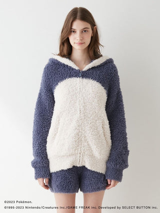 Model wearing Pokémon Sleep GELATO Snorlax hoodie and shorts set featuring fluffy blue and white design.