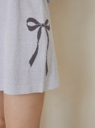 Premium Gelato Pique USA off-white jacquard knit lounge shorts featuring ribbon motif and embroidered logo, ideal for stylish loungewear.