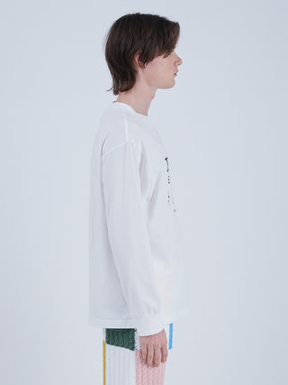 Side view of a model wearing EAMES House of Cards Men's Long Sleeve Tee, featuring mid-century design with a creative graphic print.