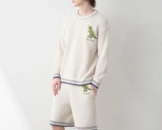 How to Pick Men's Loungewear Gifts When You’re Not Sure on Size