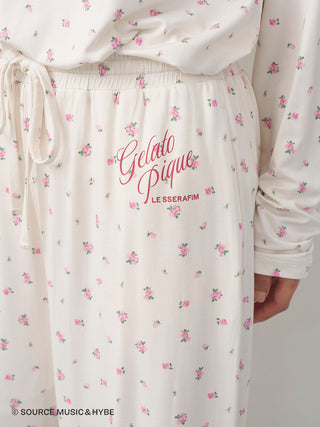 [LE SSERAFIM] Disty Floral Print Pants - view 16