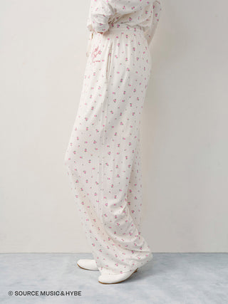 [LE SSERAFIM] Disty Floral Print Pants - view 18