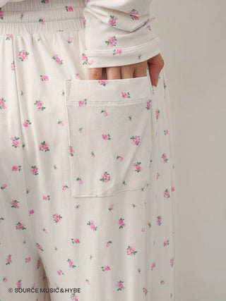 [LE SSERAFIM] Disty Floral Print Pants - view 20