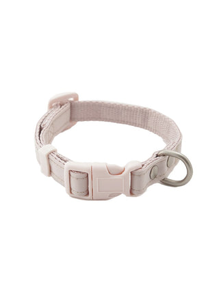 Explore our durable dog collar made of cordura material. Versatile style, resistant to friction and water. Perfect for coordination or as a gift. pale pink variant.