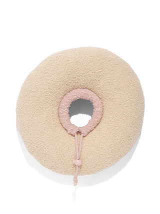 Cozy premium Gelato Pique USA donut-shaped pet neck pillow in beige and pink, suitable for cats and dogs, loungewear collection.