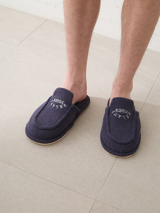 Men's Airy Moco Loafer-Style Room Shoes - view 9