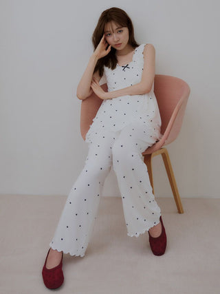 Cool-touch Heart Frilled Pants