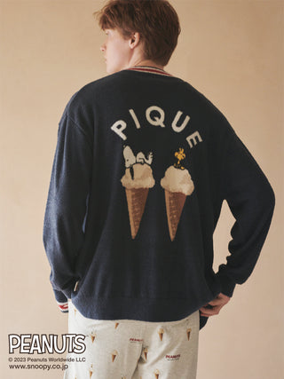 Gelato Pique and PEANUTS have collaborated to create a line of Loungewear Shorts for men, featuring print designs of gelato and peanuts for a cozy hangout vibe. Back, wearing a pullover. 