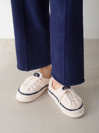 Men's Powder Line Room Shoes