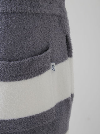 Close-up of gray and white Gelato Pique USA Smoothie 2-Border Lounge Shorts with pocket, showcasing premium loungewear and sleepwear style.