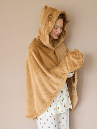 Bear 2-way Wearable Blanket in BROWN, Cozy Blanket for Home Lounging | Loungewear Blanket at Gelato Pique USA. 