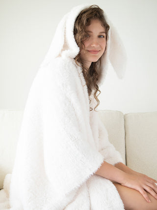 Rabbit Wearable Blanket in Off White, Cozy Blanket for Home Lounging | Loungewear Blanket at Gelato Pique USA