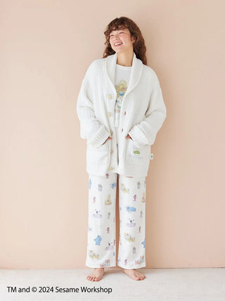 【SESAME STREET】【UNISEX】 Motif Jacquard Shawl Cardigan on Off White, Comfy and Luxury Men & Women's Loungewear Cardigan at Gelato Pique USA