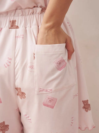 Pique Motifs Shorts