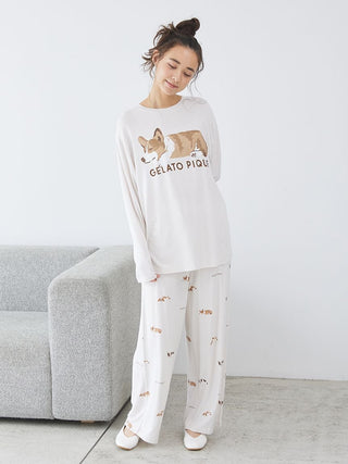 SLEEPING DOG Embroidery Long Sleeve T-Shirt