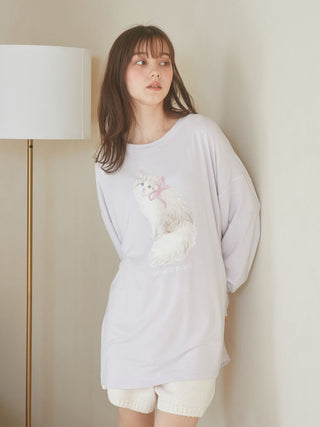 Cat One-Point Long Sleeve T-shirt