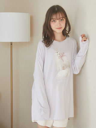 Cat One-Point Long Sleeve T-shirt