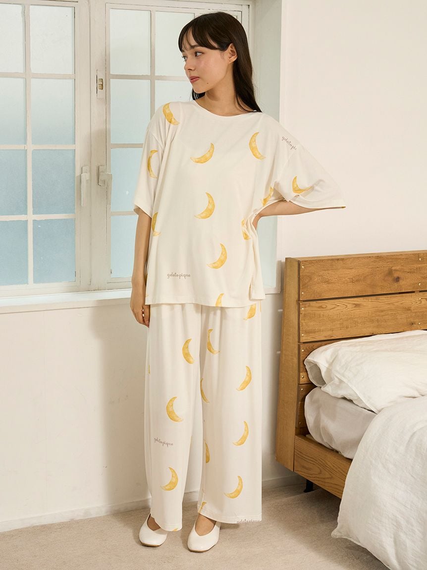 Autumn Cloud Motif T-shirt