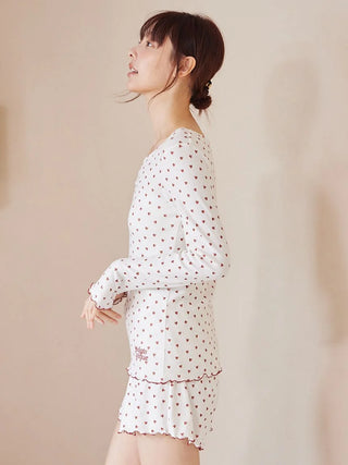 Tuck Stitch Heart Pullover