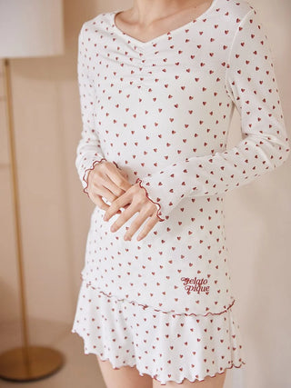 Tuck Stitch Heart Pullover