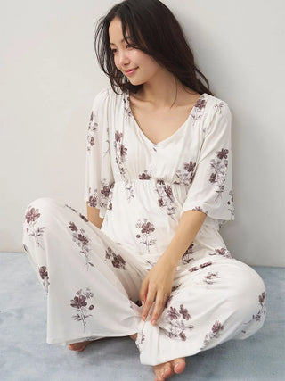 Cool Rayon Cosmos Printed Pullover With Built-in Bra