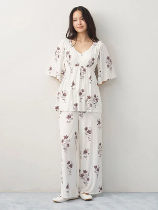 Cool Rayon Cosmos Printed Pullover With Built-in Bra