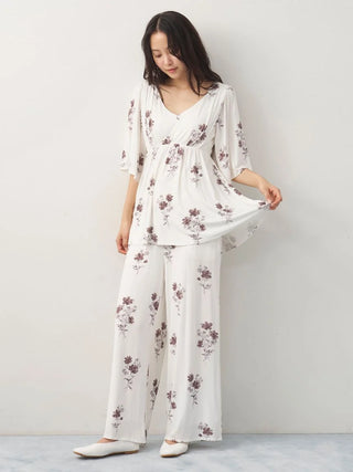 Cool Rayon Cosmos Printed Pullover With Built-in Bra