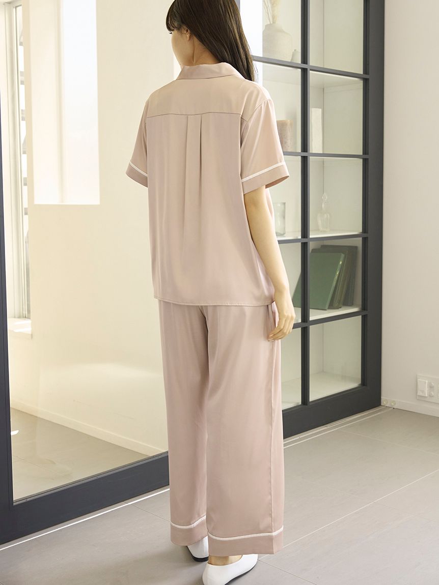 Cool-touch Satin Line Shirt
