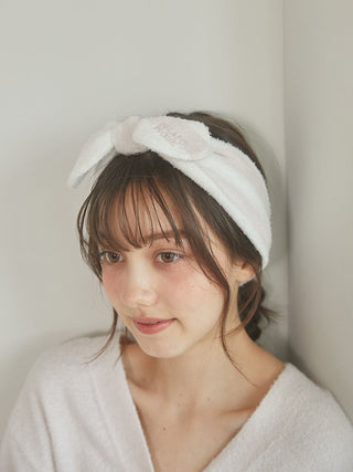 White Smoothie 2-Border Headband by Gelato Pique USA, featuring a bow detail, perfect for premium loungewear and sleepwear.